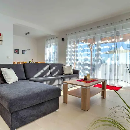 Holiday home Races By Interhome Matulji